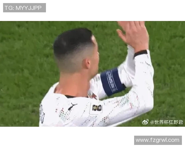 C罗肘击奥谢事件:激情、争议与足球的真实面貌 C罗肘击奥谢事件:激情、争议与足球的真实面貌