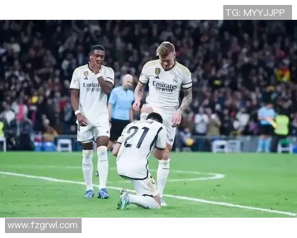 皇马中场“三巨头”的迷思：华丽还是鸡肋？